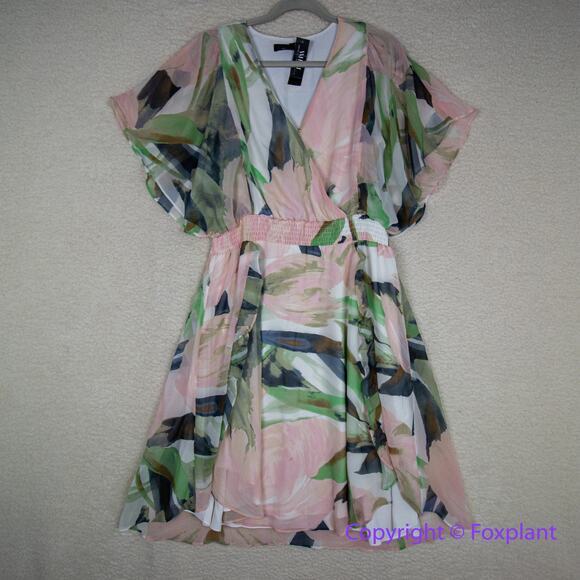 New! White House Black Market Short Sleeve Smocked Flutter Dress, size 4 - Picture 4 of 13